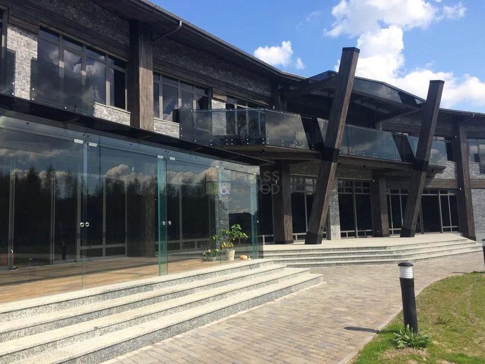 Stikla veranda